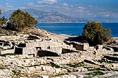 Creta - Kommos nei pressi della spiaggia di Matala sulla costa meridionale, resti del porto minoico. 